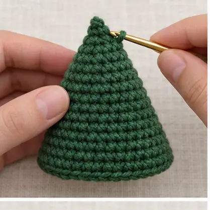 Flat round green crochet base for a Christmas tree